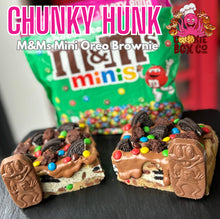 Load image into Gallery viewer, Mini M&Ms Oreo Brownie Chunky Hunk