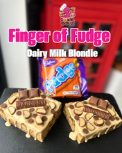 Load image into Gallery viewer, Finger of Fudge Cadburys Classic