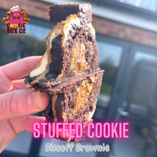 Load image into Gallery viewer, Biscoff Brownie Stuffed Cookie
