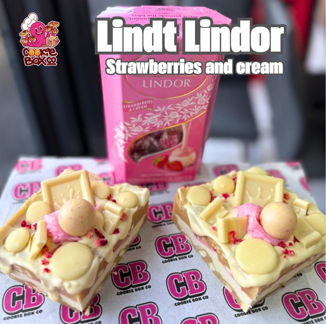 Lindt Lindor Strawberry and Cream BRAND NEW