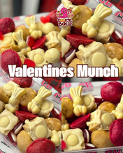 Load image into Gallery viewer, Valentines Munch Mix
