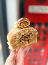 Load image into Gallery viewer, Cinnamon Bun Cookie Log slice x2
