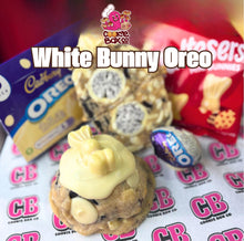 Load image into Gallery viewer, White Oreo Egg Cookie
