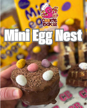 Load image into Gallery viewer, Mini Eggs Nest 90s throwback
