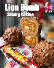 Load image into Gallery viewer, Lion Cookie Dough Bomb
