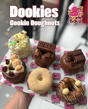 Load image into Gallery viewer, Cookie Doughnuts whole set (8)

