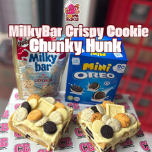 Load image into Gallery viewer, MilkyBar Crispy Cookie Buttons
