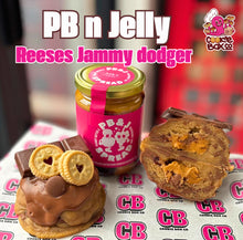 Load image into Gallery viewer, PB n Jelly Reeses Jammy Dodger

