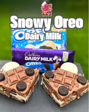 Load image into Gallery viewer, Snowy Oreo Dairy Milk Chunky Hunk
