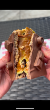 Load image into Gallery viewer, Pistachio Caramel Choc Bar
