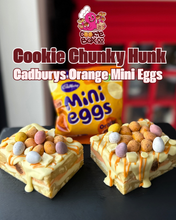 Load image into Gallery viewer, Cadburys orange Mini eggs chunky hunk
