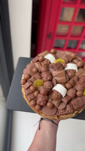 Load and play video in Gallery viewer, Milk Chocolate Biscoff Pie
