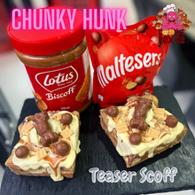 Load image into Gallery viewer, Teaser Scoff Chunky Hunk
